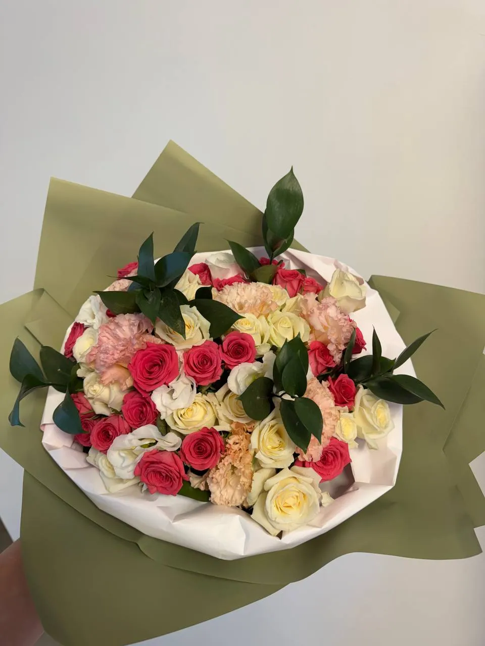Sweet Pink & Cream Rose Medley